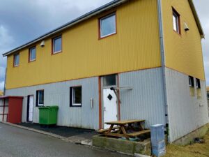 Royndarhúsið/ The village hall